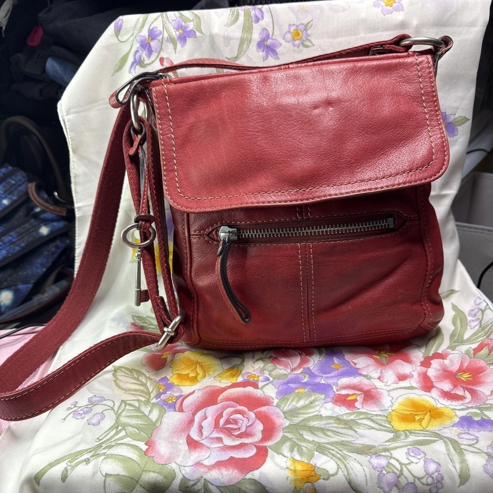 Vintage 90s Fossil Leather Crossbody Organizer Bag Red 11x11